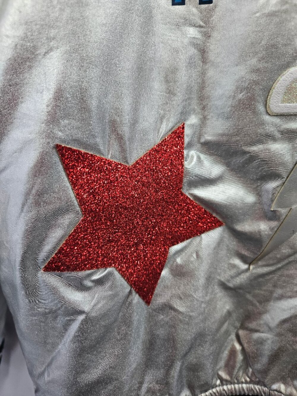 Rockets of Awesome Silver Metallic Bomber Jacket with Patches - Size 4 - Picture 13 of 15